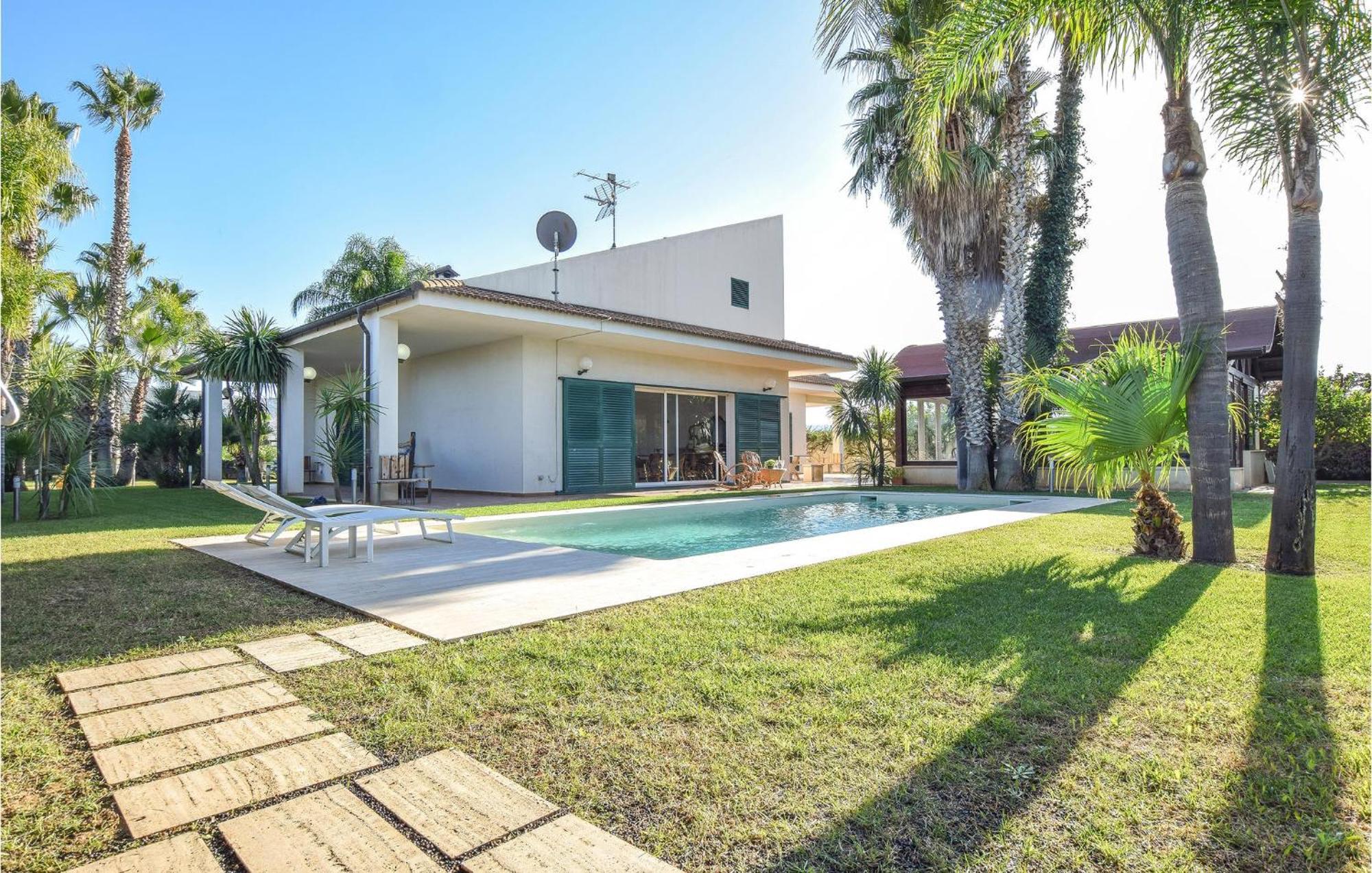 Green House Comiso Bagian luar foto